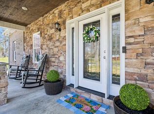 702 Forrest Dr, Tullahoma, TN 37388