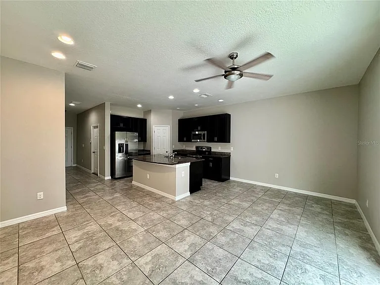 7208 Grand Elm Dr — Photo 5