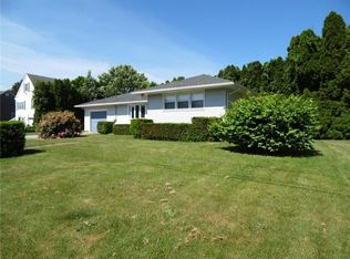14 Governor Ave, Westerly, RI 02891