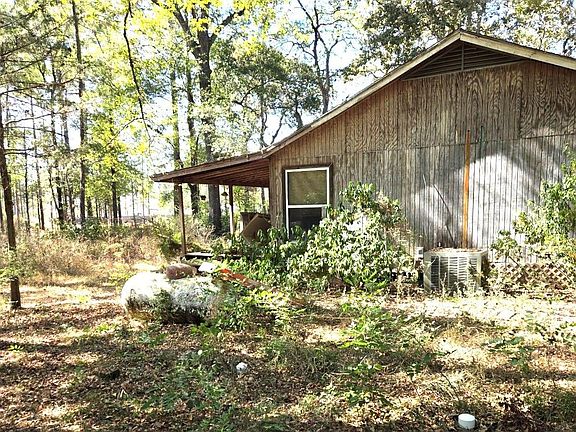 2nd image of 20392 Meadow Lake Rd