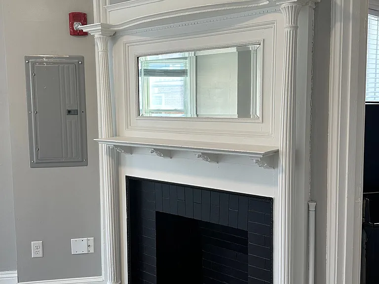 4 North State Street — Photo 11