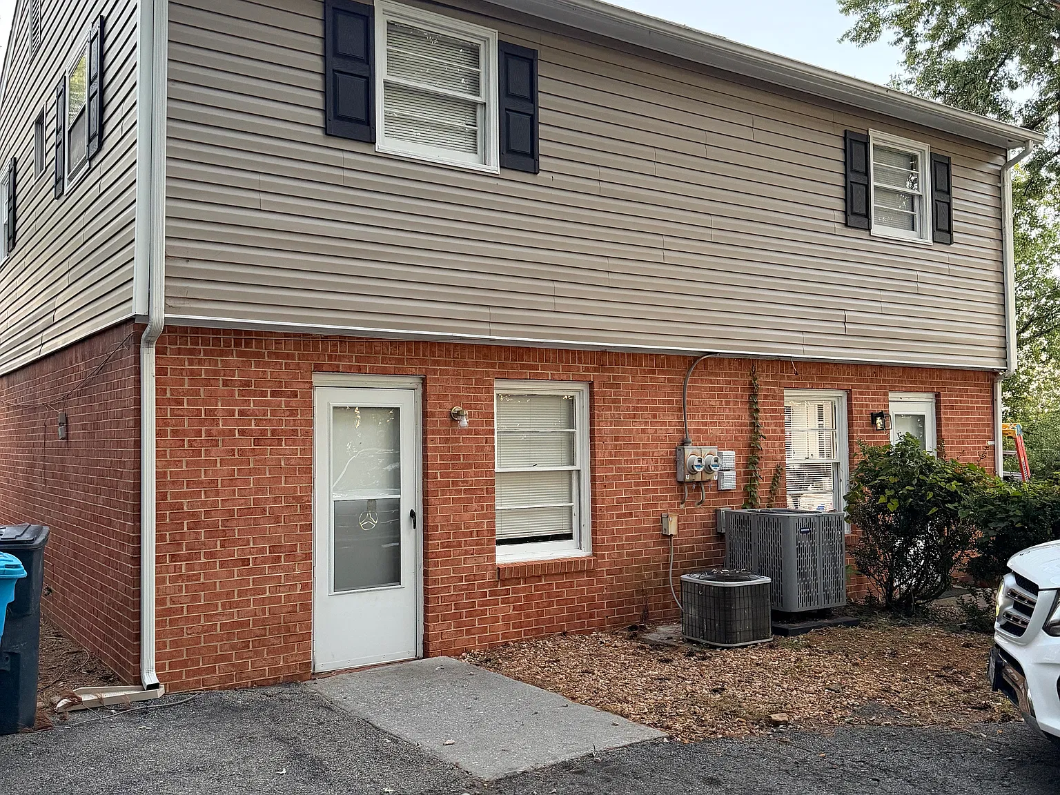 2 bed, $1,475 — Photo 2