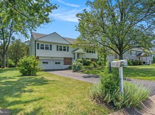 157 Hartline Dr, Reading, PA