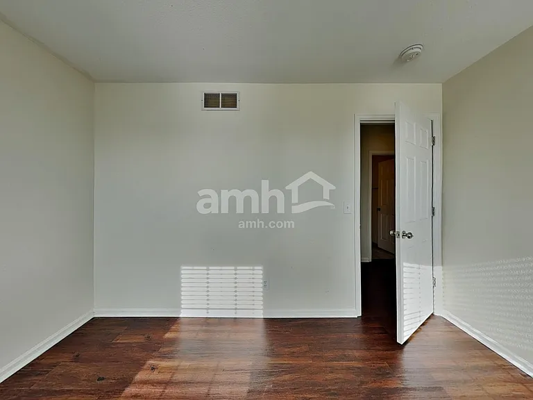 2075 E 97th Dr — Photo 12