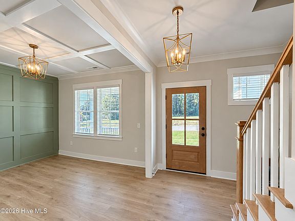 3rd image of 20 Howell Farm Drive