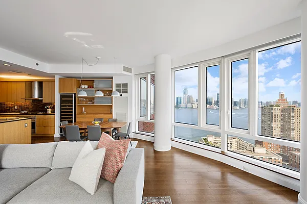 Rented by Compass | media 1