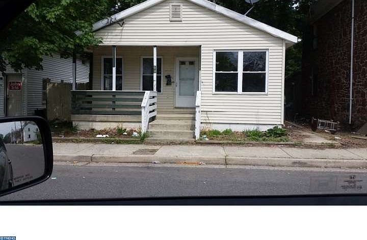 2nd image of 69 Union St