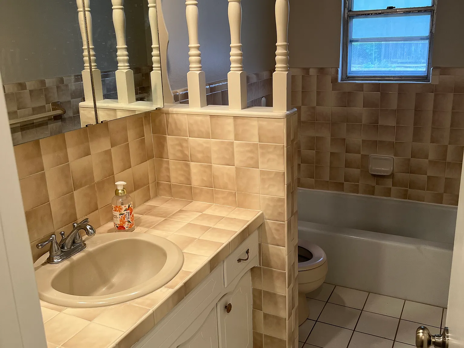 3 bed, 1248 sqft, $1,200 — Photo 4
