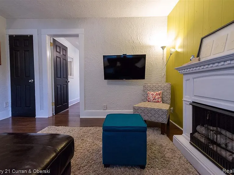 523 E Farnum Ave — Photo 22