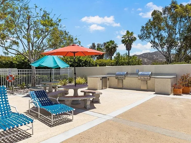 15880 Avenida Villaha #71 — Photo 36