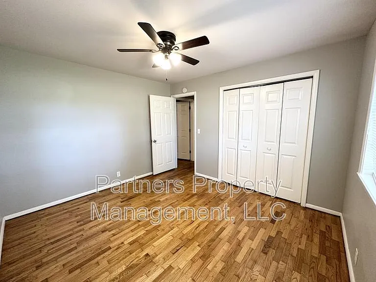 2201 W Deane St — Photo 21