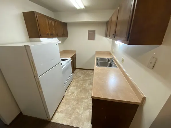 1955 G Street, 1955 G St #9, Lincoln, NE 68510