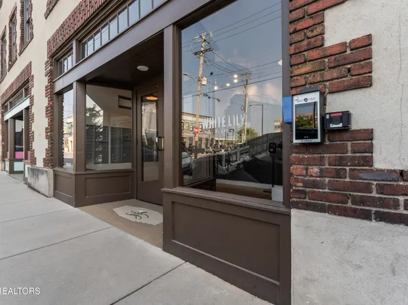 222 N Central St #B6, Knoxville, TN 37917