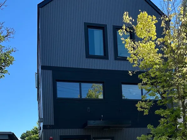 180 N Winooski Ave #201, Burlington, VT 05401