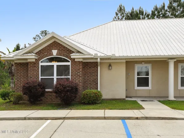 6147 Firestone St #D-1, Ocean Springs, MS 39564
