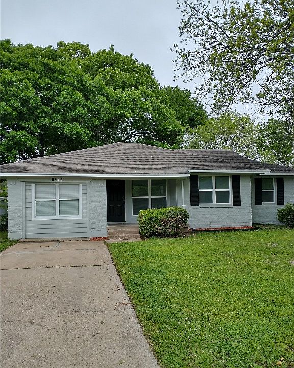 1st image of 1319 Juanita St