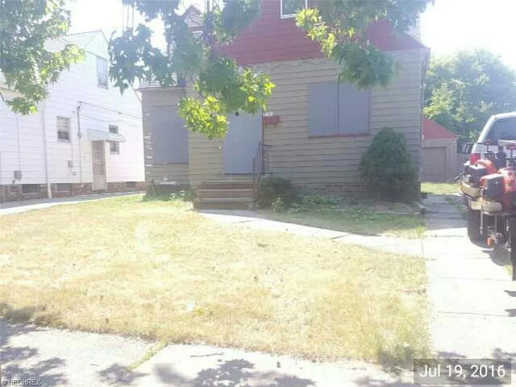 3534 W 97th St photo 1