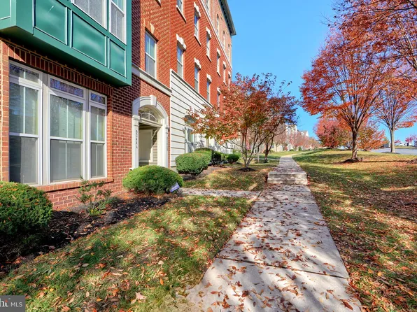 9344 Esplanade Ct #B, Owings Mills, MD 21117