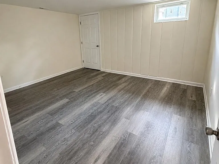 204 5th Ave SW — Photo 11