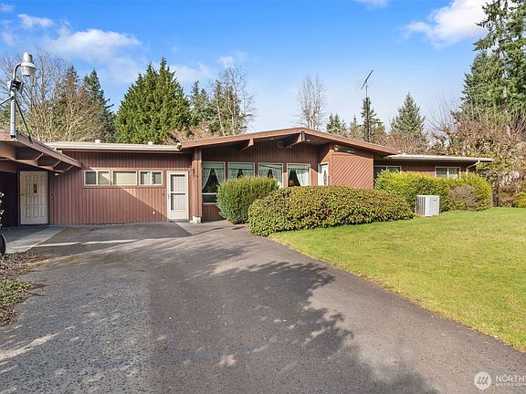 4th image of 1515 Seminary Hill