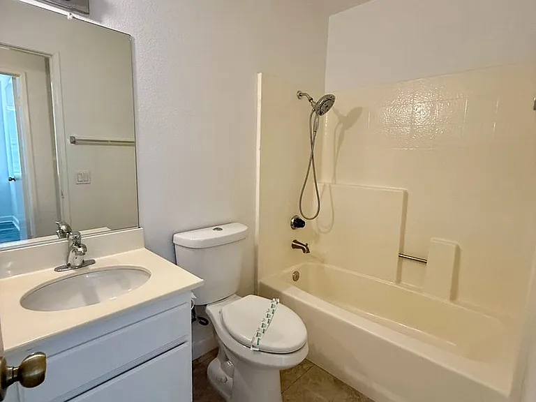 7147 Chaney Ct — Photo 6