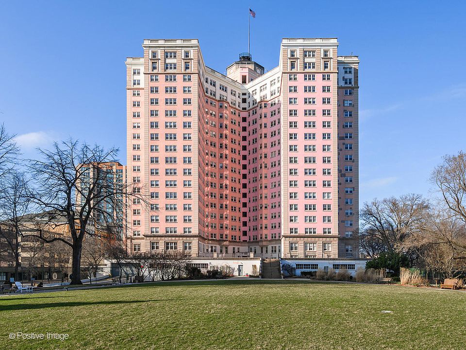 1st image of 5555 N Sheridan Rd APT 1717