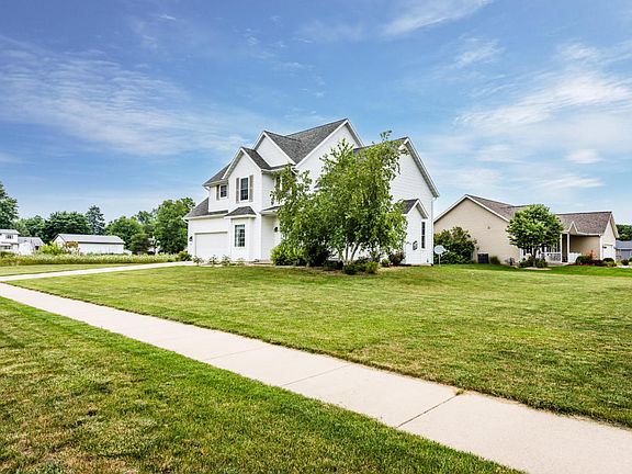 3rd image of 5793 Wyndstone Dr