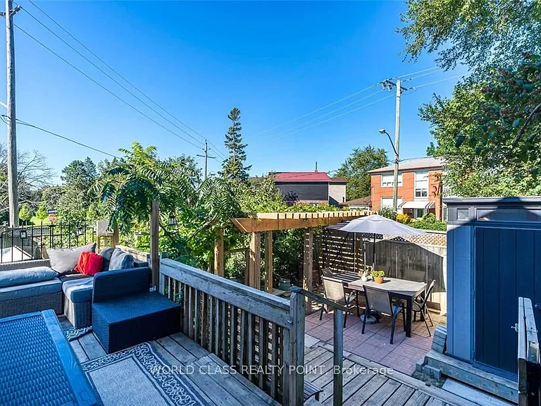 1 McIntosh St — Photo 5