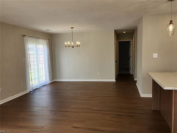 3rd image of 3152 Ashaway Rd