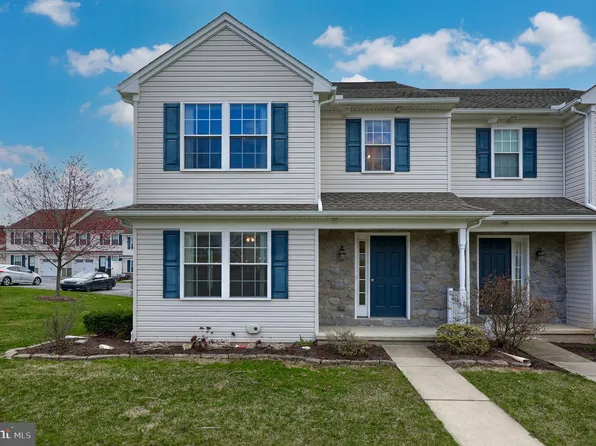 35 Broderick Ct, Leola, PA 17540