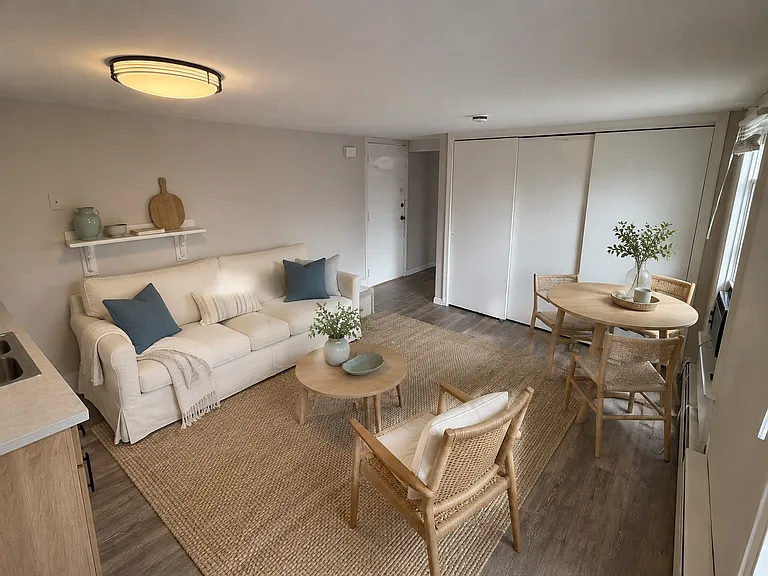 234 S Main St #5 — Photo 5