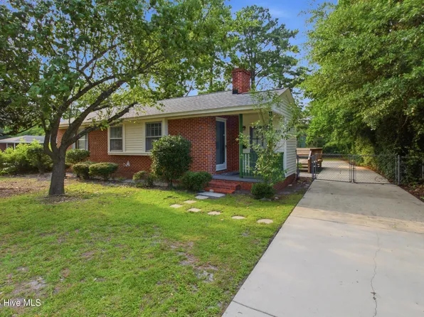 2210 Woodland Avenue, New Bern, NC 28560