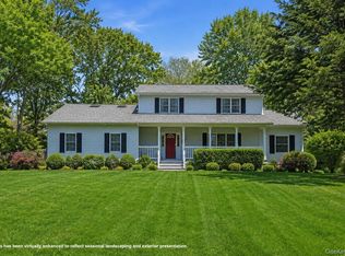 875 Deerfoot Path, Cutchogue, NY 11935