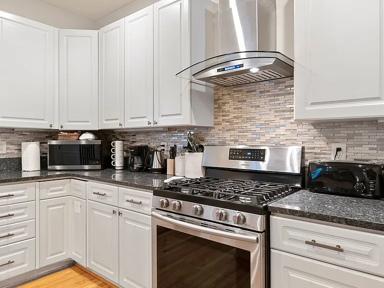 Westwood Pl — Photo 16