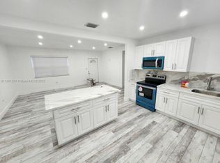 907 NE 111th St #0, Miami, FL 33161
