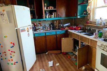 2nd image of 815 Union St