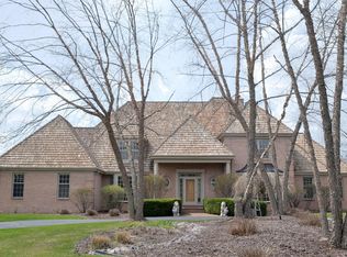 12435 N River Rd, Mequon, WI 53092