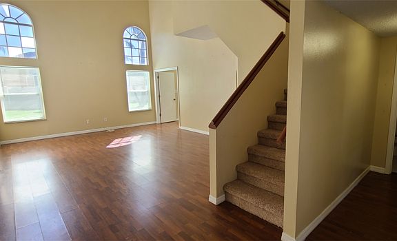 3rd image of 2411 Berkshire Ct