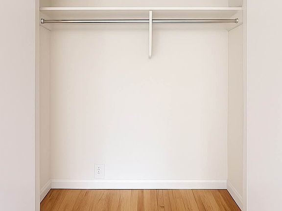 5th image of 151 W 16th St APT 5B