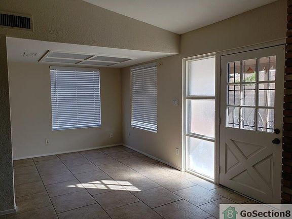 2nd image of 5621 W Lupine Ave