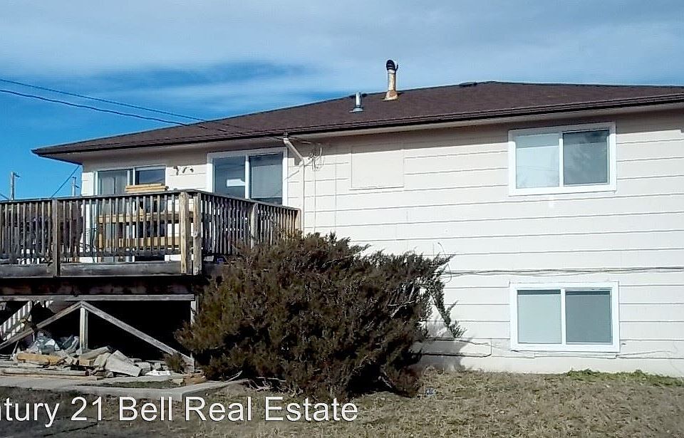 2nd image of 609 Montclair Dr