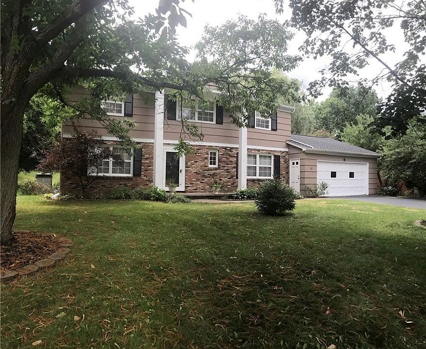 1st image of 15 Hilltop Dr