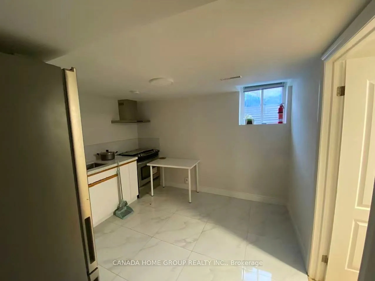 1 bed, $1,100 — Photo 2