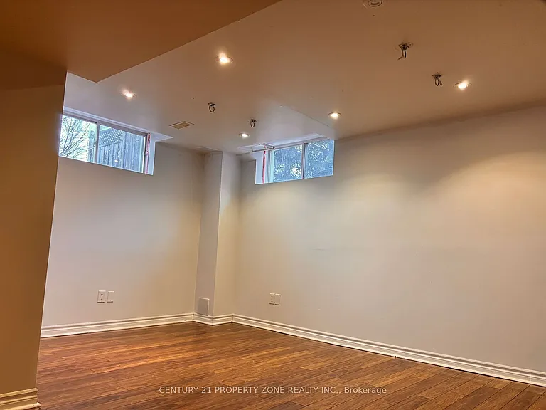 2201 Crestmont Dr — Photo 14
