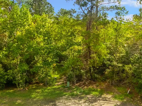 207 Dagger Dr, Brookeland, TX 75931