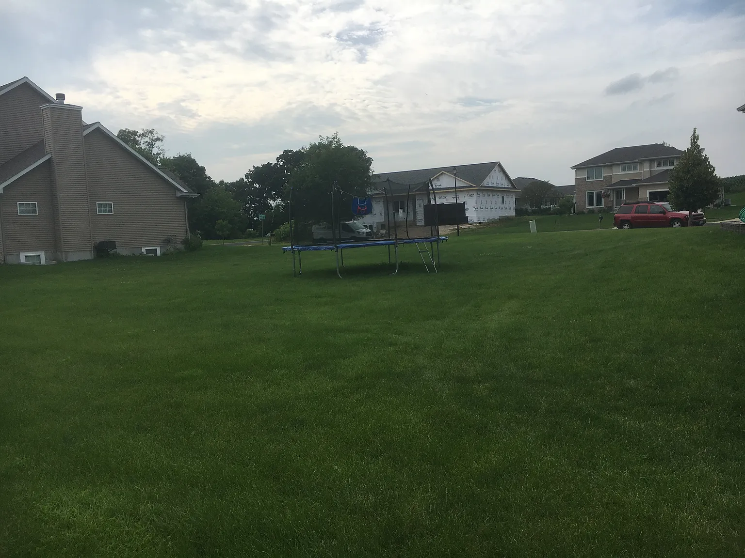 1717 Oakridge Ct photo 1