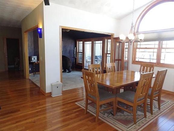 5th image of 5621 N McNichols Dr