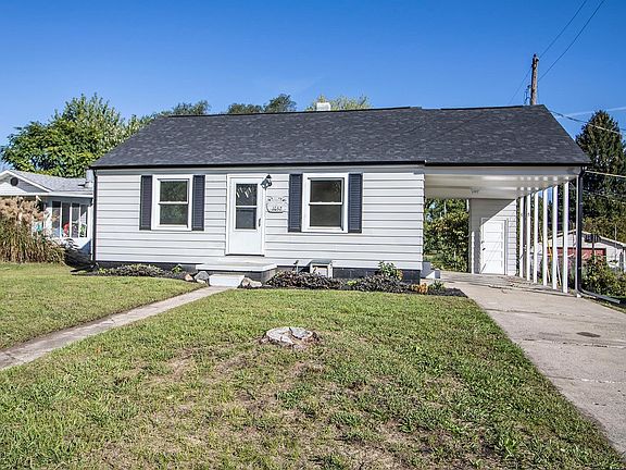 4th image of 1052 S Burlington Dr