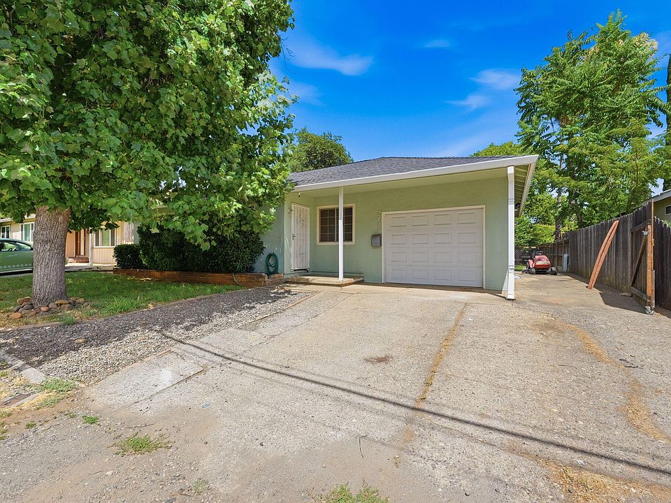 1st image of 2425 Beverly Dr