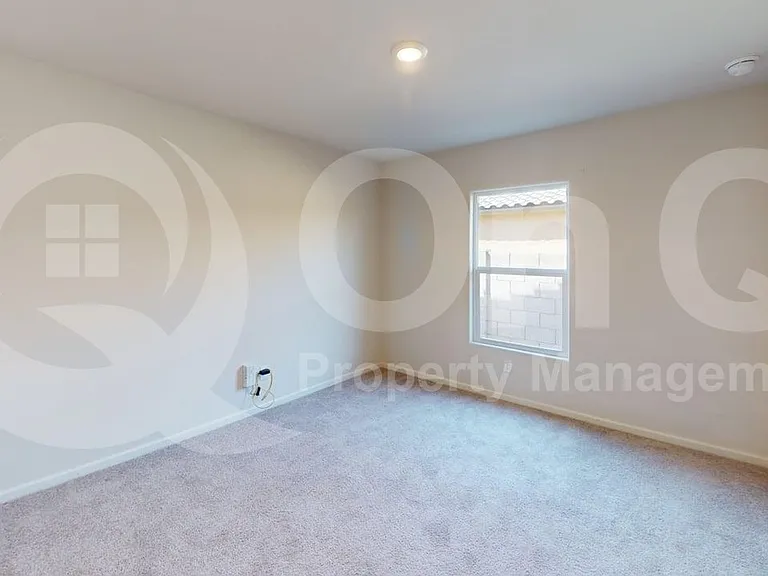 2064 E Velvet Pl — Photo 12